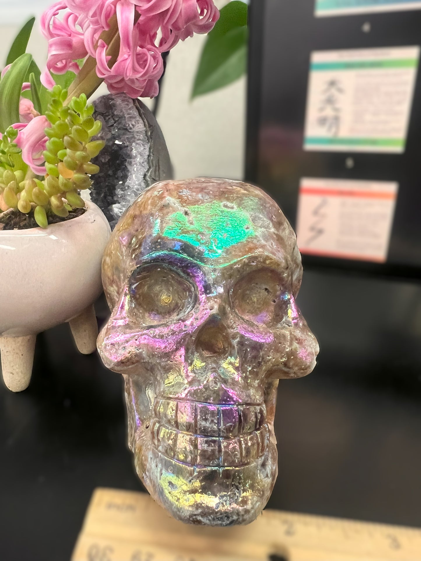 Aura Spherulite Skull